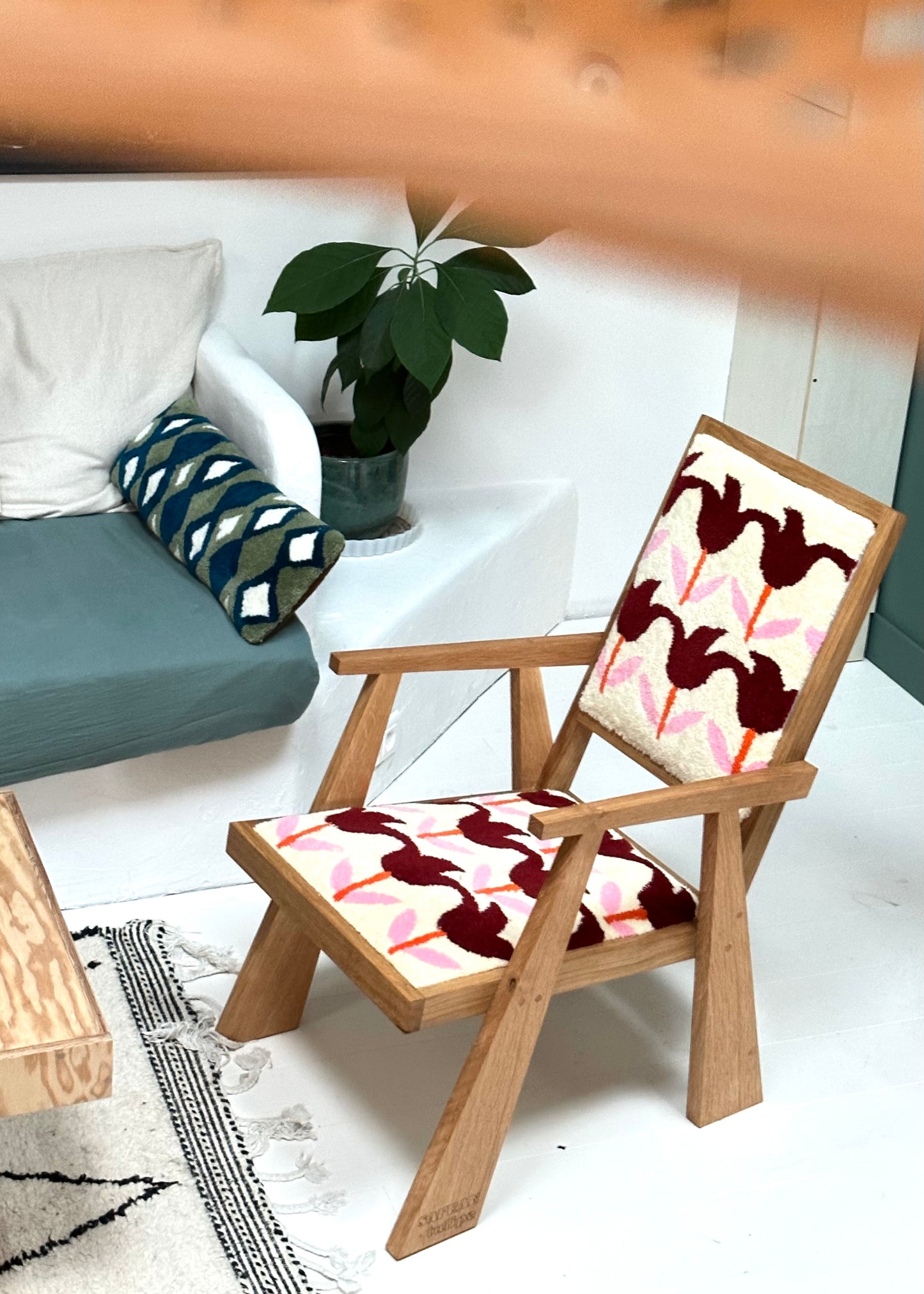 PAMPA ARMCHAIR LIVING ROOM